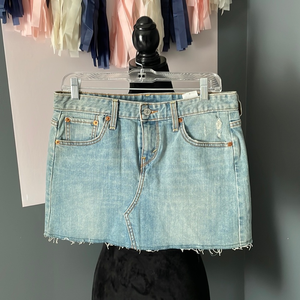 Levi’s denim skirt